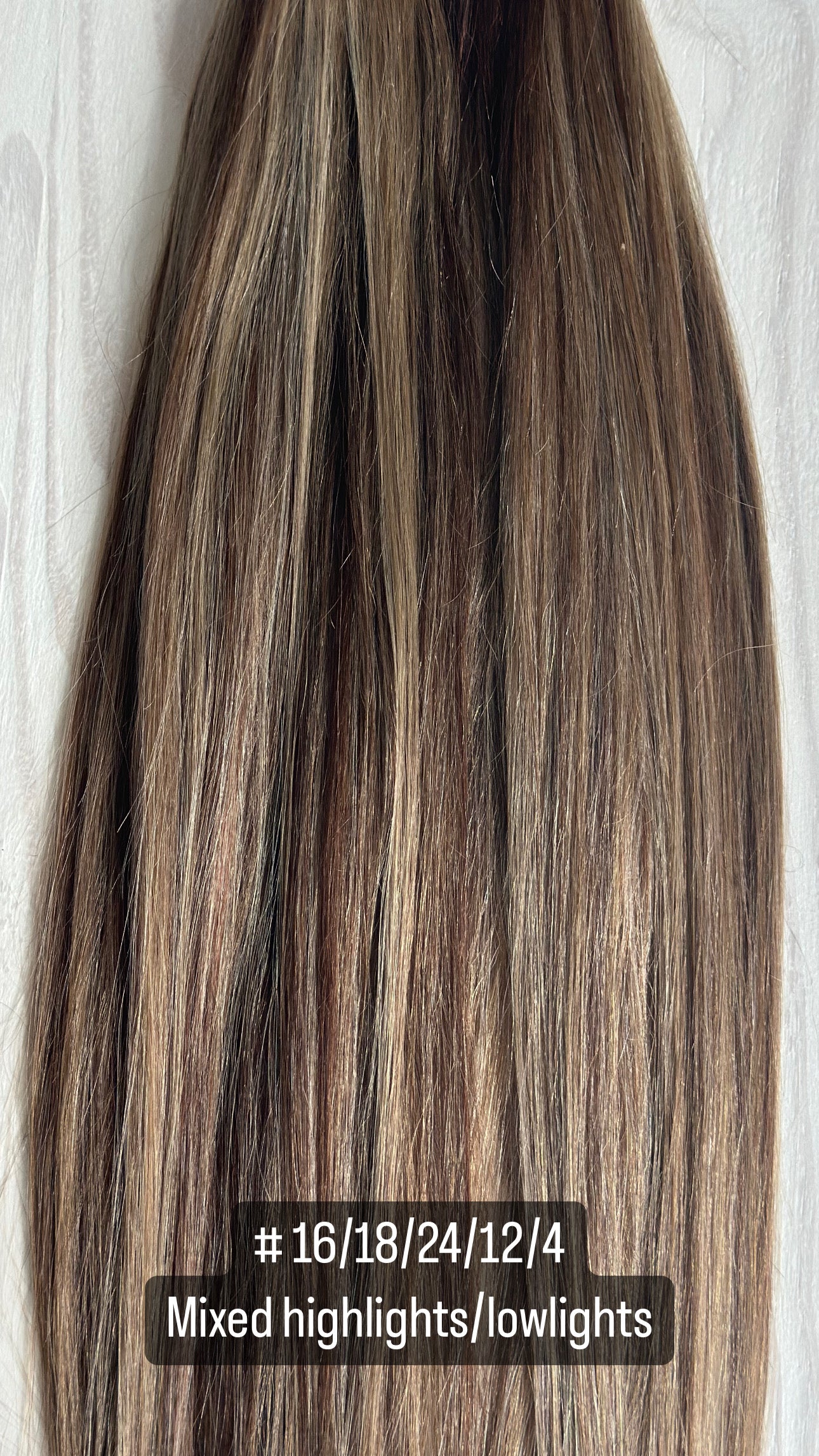 18" Straight 7 piece Clip-In Extensions (160 grams)