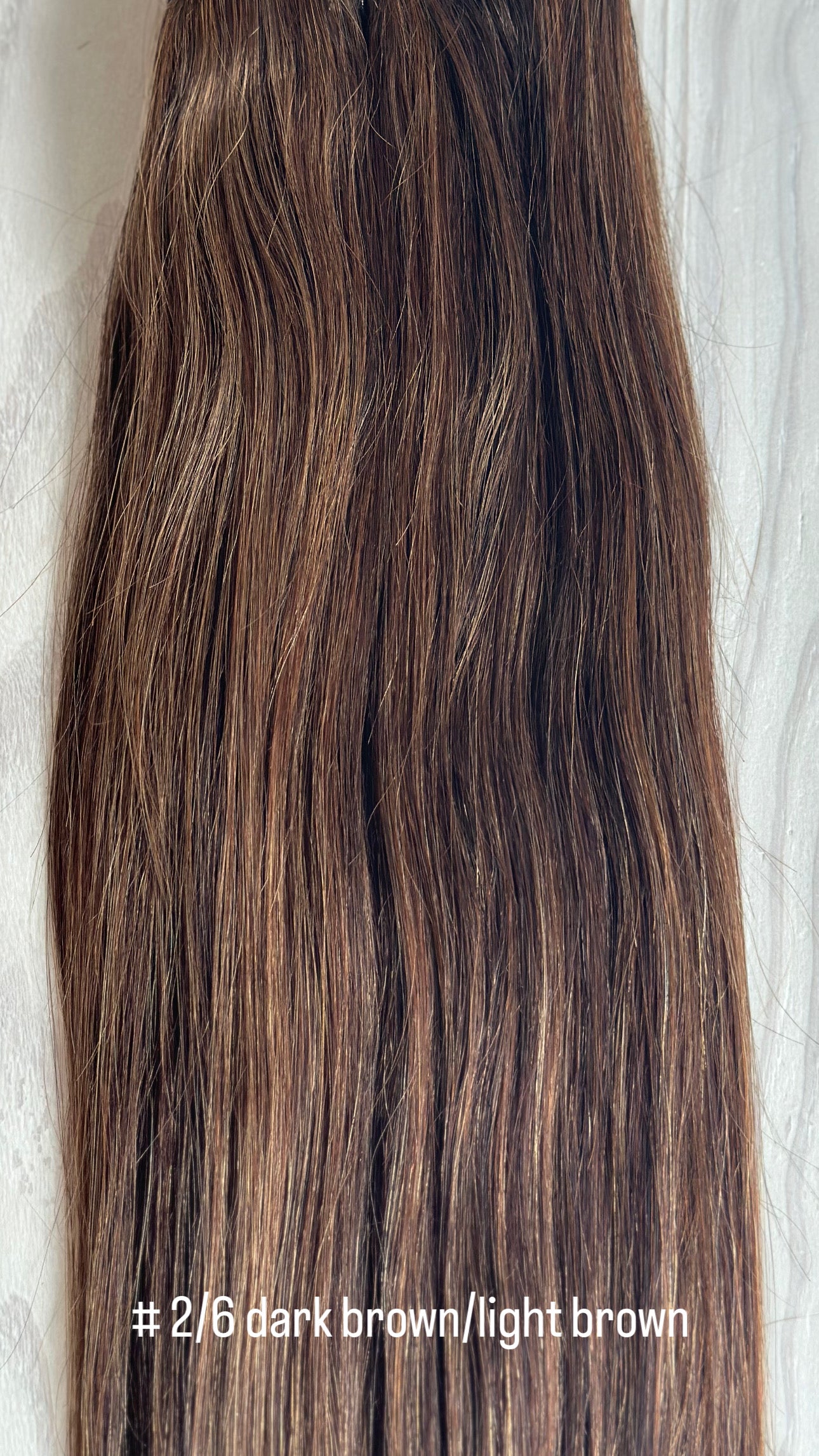 22" Straight 7 piece Clip-In Extensions (200 grams)