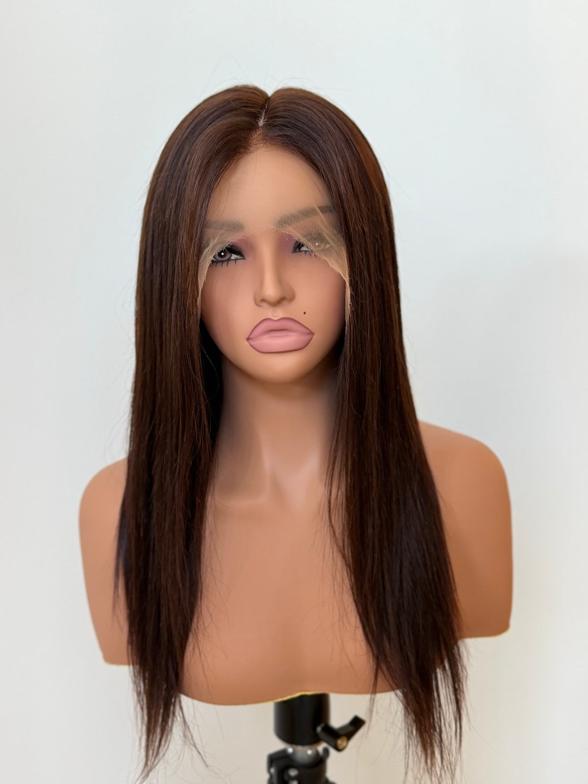 Gianna dark warm brown wig, front