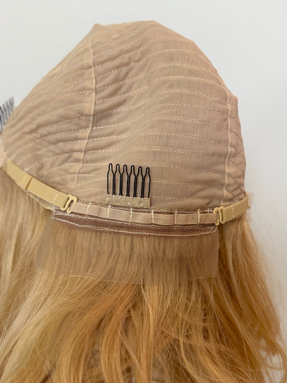 Monica interior nape comb and adjustable straps